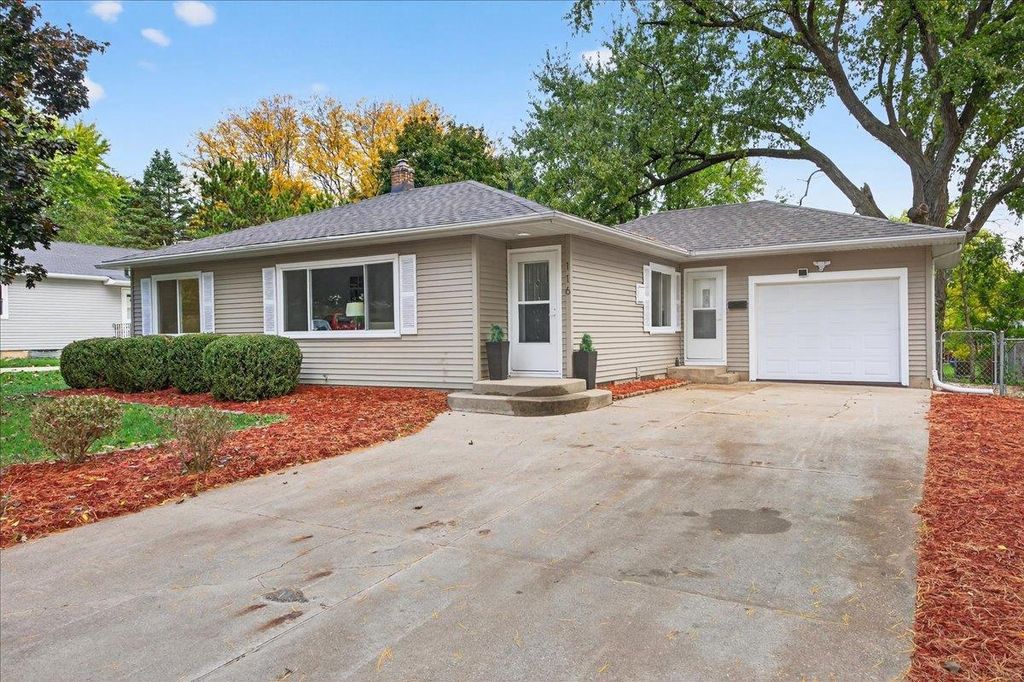 116 Gary Court, Sun Prairie, WI 53590