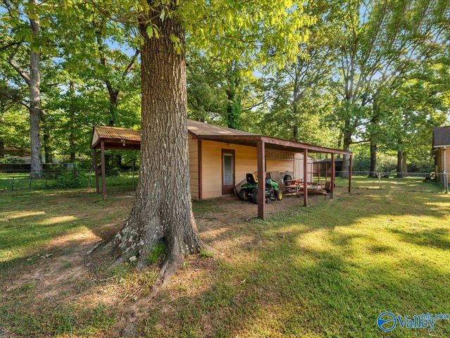 6480 Moores Mill Road, Huntsville, AL 35811