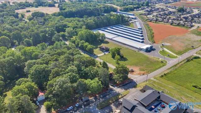 6480 Moores Mill Road, Huntsville, AL 35811