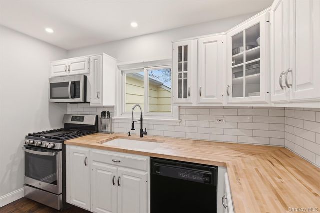 258 Holt Drive, Pearl River, NY 10965