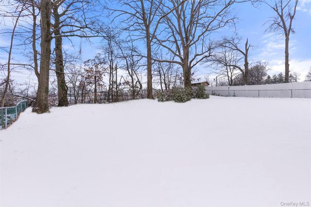 258 Holt Drive, Pearl River, NY 10965