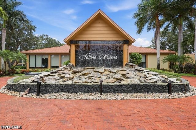 2245 Hidden Lake DR 3, Naples, FL 34112