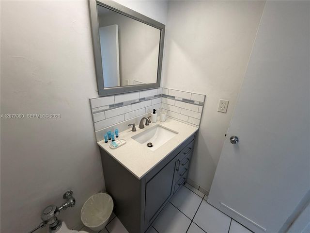 5445 Collins Avenue 729, Miami Beach, FL 33140