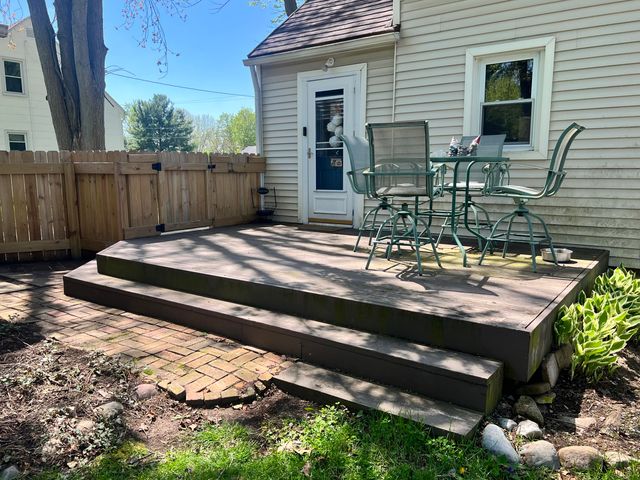 824 S Union Street, Tecumseh City, MI 49286