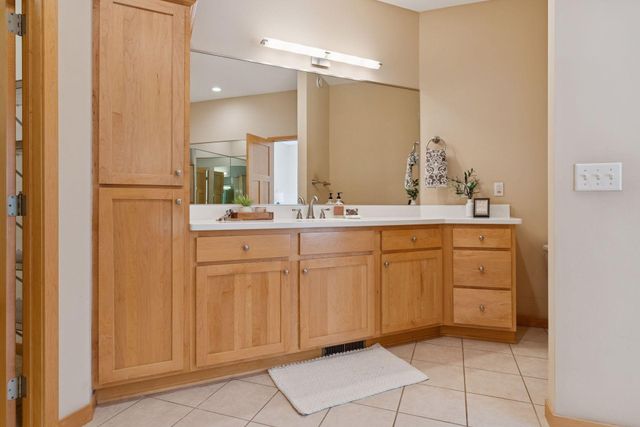 4185 Yuma Lane N, Plymouth, MN 55446