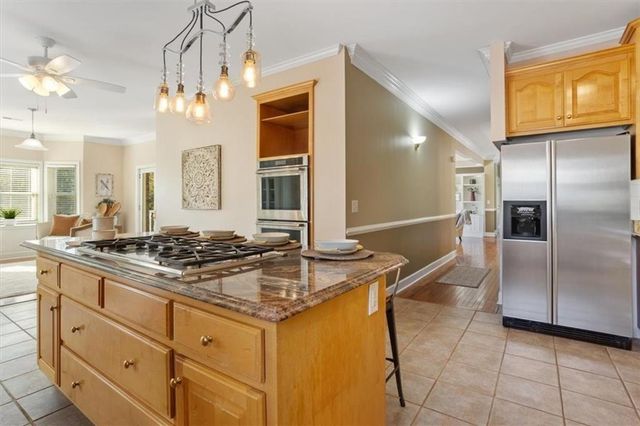55 Rocky Circle NE, White, GA 30184