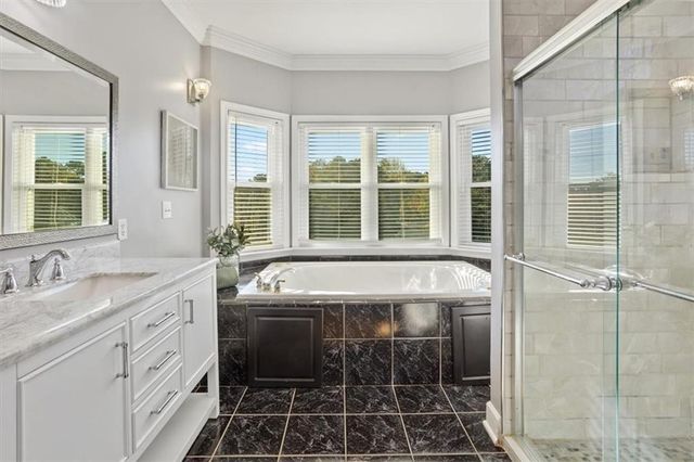 55 Rocky Circle NE, White, GA 30184