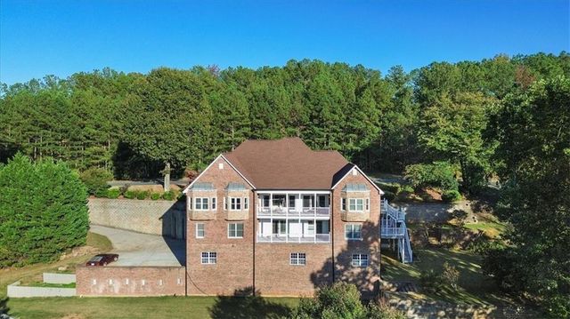 55 Rocky Circle NE, White, GA 30184