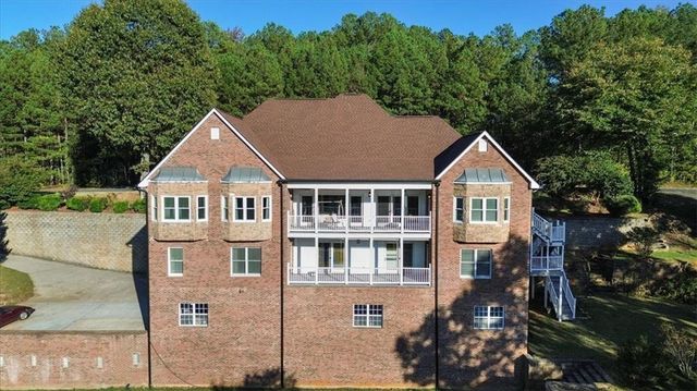 55 Rocky Circle NE, White, GA 30184