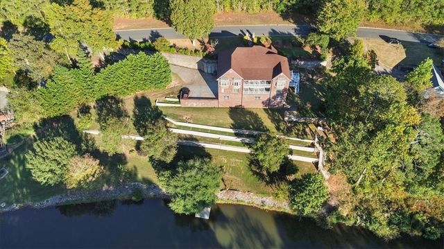 55 Rocky Circle NE, White, GA 30184