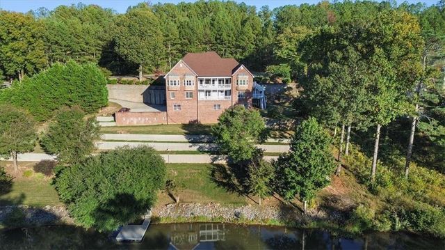 55 Rocky Circle NE, White, GA 30184