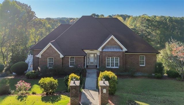 55 Rocky Circle NE, White, GA 30184