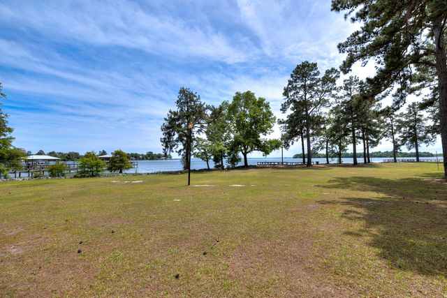 1103 Cypress Pointe, Manning, SC 29102