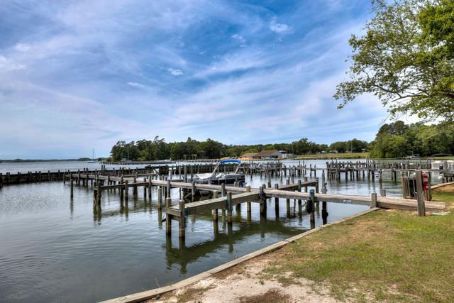 1103 Cypress Pointe, Manning, SC 29102