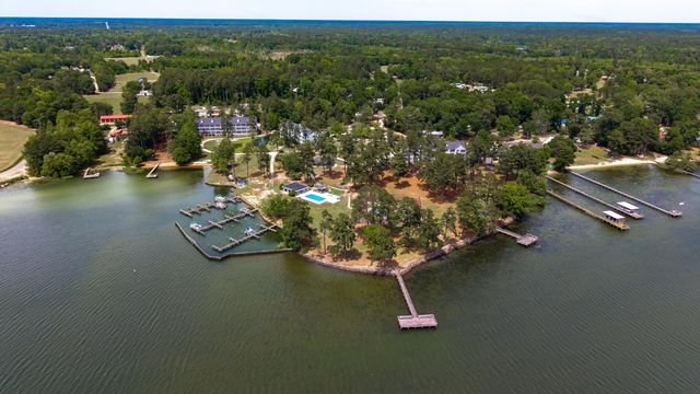 1103 Cypress Pointe, Manning, SC 29102