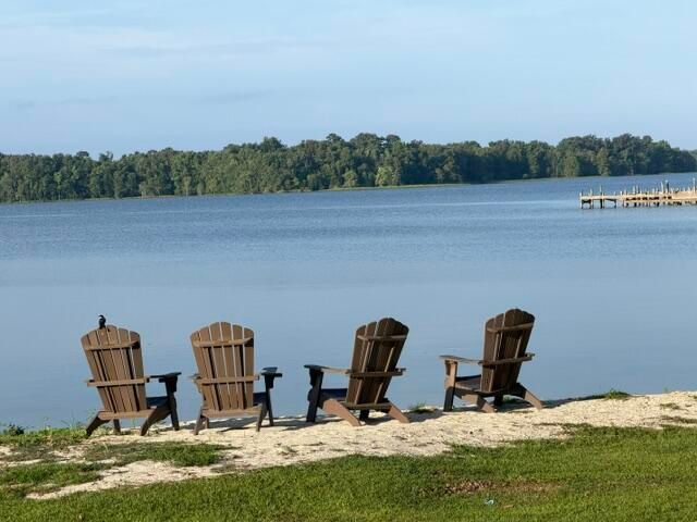 1103 Cypress Pointe, Manning, SC 29102