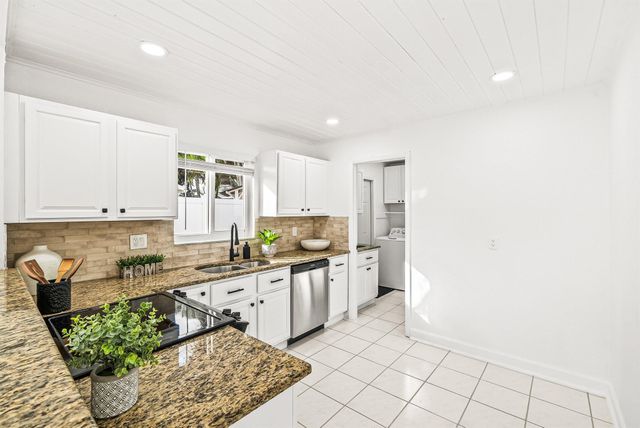 17 Fayette Drive, Ocean Ridge, FL 33435