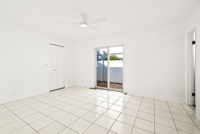 17 Fayette Drive, Ocean Ridge, FL 33435