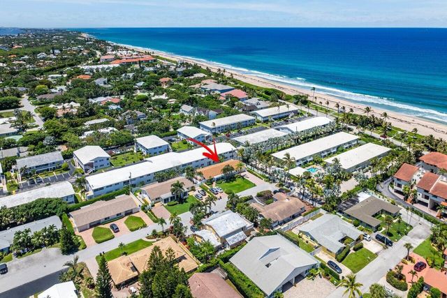 17 Fayette Drive, Ocean Ridge, FL 33435