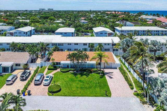 17 Fayette Drive, Ocean Ridge, FL 33435