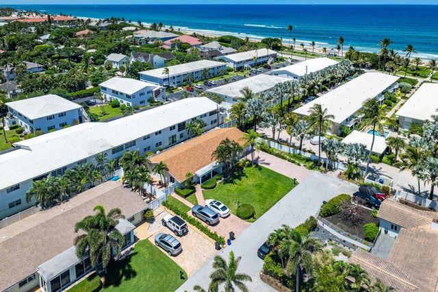 17 Fayette Drive, Ocean Ridge, FL 33435