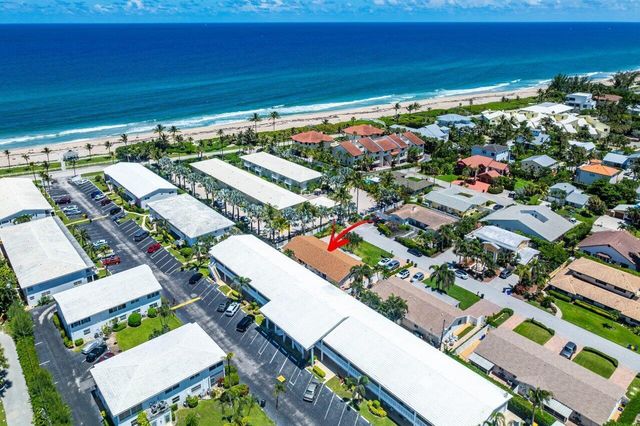 17 Fayette Drive, Ocean Ridge, FL 33435