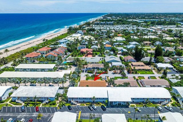 17 Fayette Drive, Ocean Ridge, FL 33435