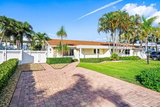 17 Fayette Drive, Ocean Ridge, FL 33435