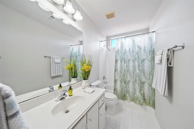 2351 Summit Way Court, Houston, TX 77339