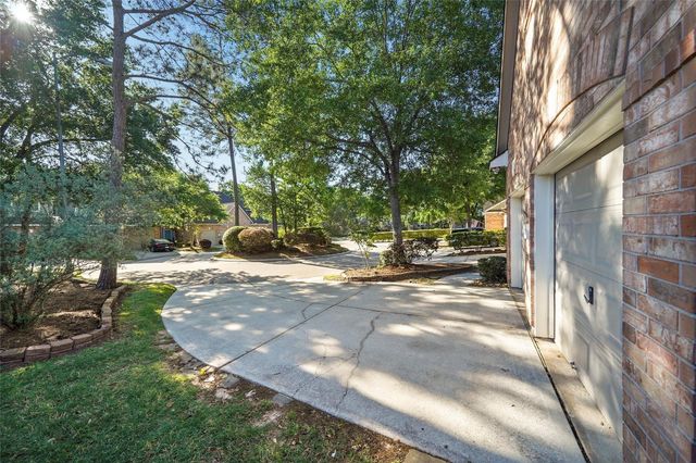 2351 Summit Way Court, Houston, TX 77339