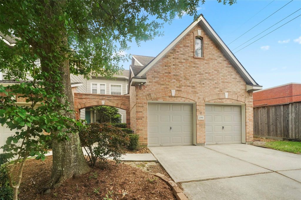 2351 Summit Way Court, Houston, TX 77339
