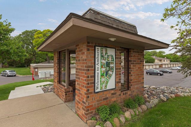 3680 Independence Avenue S 10, Saint Louis Park, MN 55426