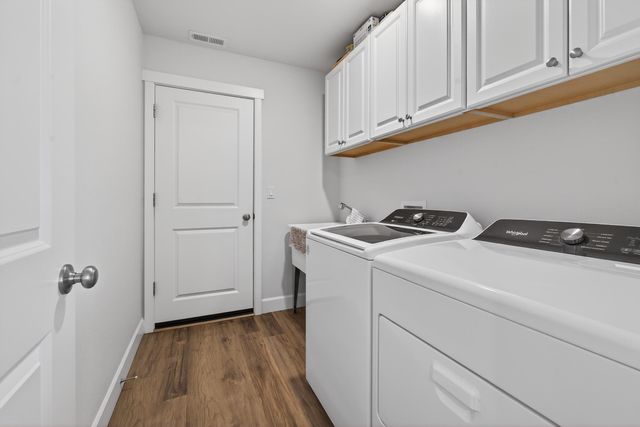 1225 NW Willow Parkway Road, Madras, OR 97741