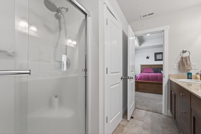 1225 NW Willow Parkway Road, Madras, OR 97741