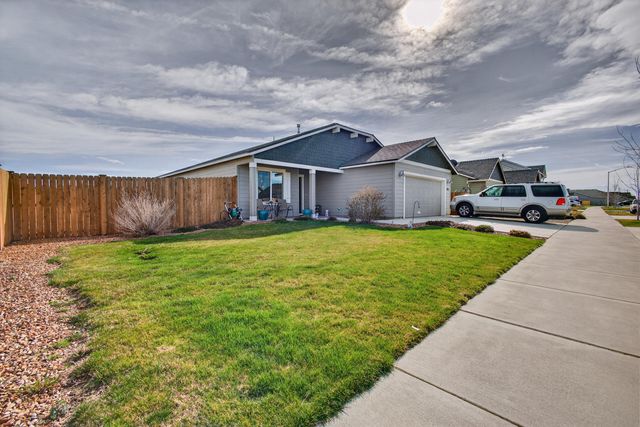 1225 NW Willow Parkway Road, Madras, OR 97741