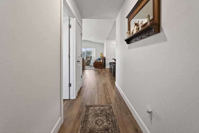 1225 NW Willow Parkway Road, Madras, OR 97741