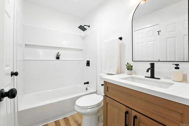1817 E Grand Avenue 77, Escondido, CA 92027