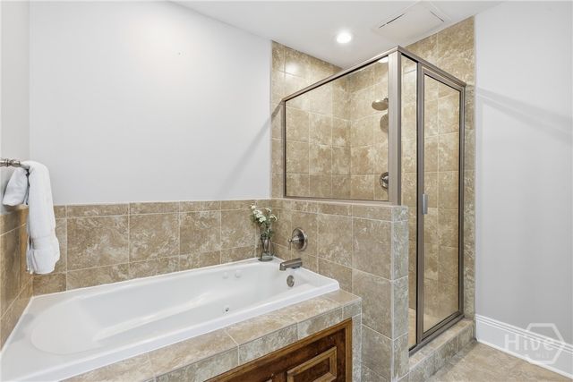5 Whitaker Street 203E, Savannah, GA 31401