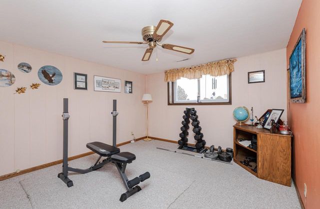 1442 N Lapham STREET, Oconomowoc, WI 53066