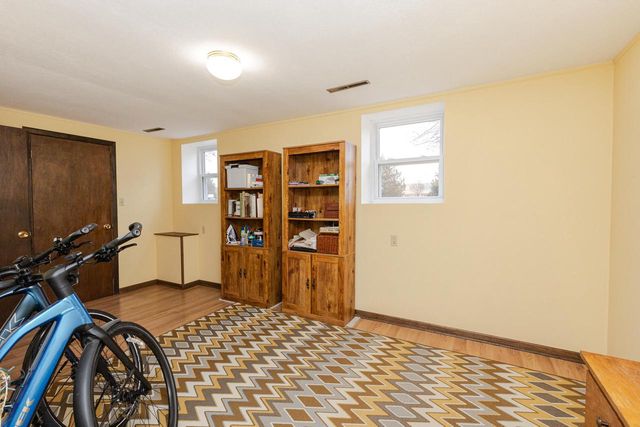 1442 N Lapham STREET, Oconomowoc, WI 53066