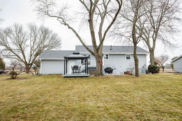 1442 N Lapham STREET, Oconomowoc, WI 53066