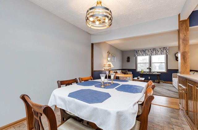 1442 N Lapham STREET, Oconomowoc, WI 53066