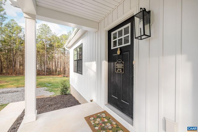 1229 PEACH GROVE RD, Louisa, VA 23093