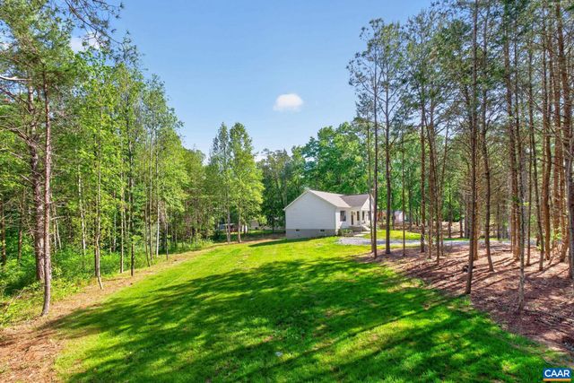 1229 PEACH GROVE RD, Louisa, VA 23093