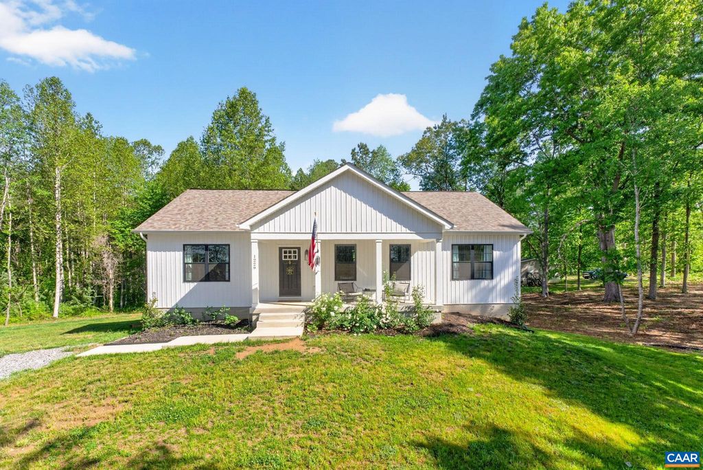1229 PEACH GROVE RD, Louisa, VA 23093