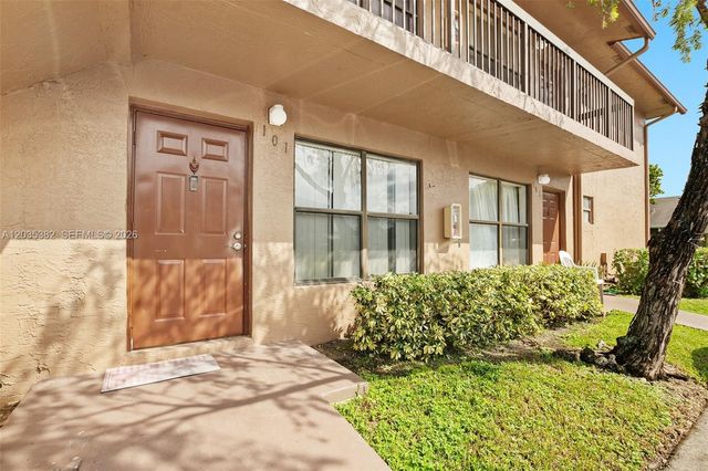 10053 Winding Lake Rd 101, Sunrise, FL 33351