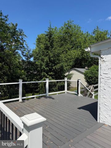 121 MACDADE RD, Phoenixville, PA 19460