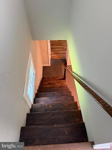121 MACDADE RD, Phoenixville, PA 19460