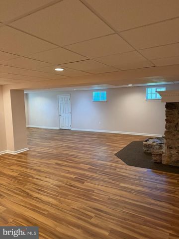 121 MACDADE RD, Phoenixville, PA 19460