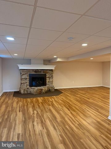 121 MACDADE RD, Phoenixville, PA 19460